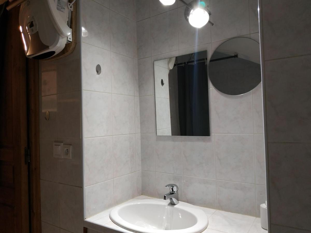 Appartement Chateau Uriage-Chamrousse Saint-Martin-dʼUriage Exterior foto