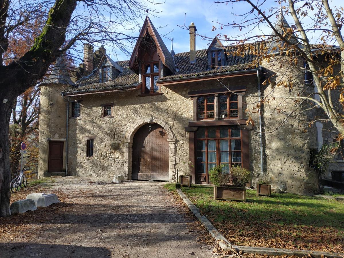 Appartement Chateau Uriage-Chamrousse Saint-Martin-dʼUriage Exterior foto